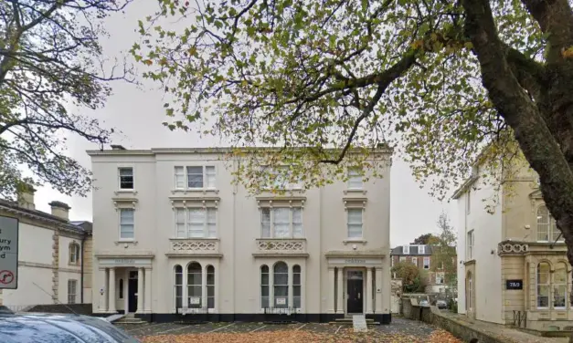 Former Clifton offices set to become student flats