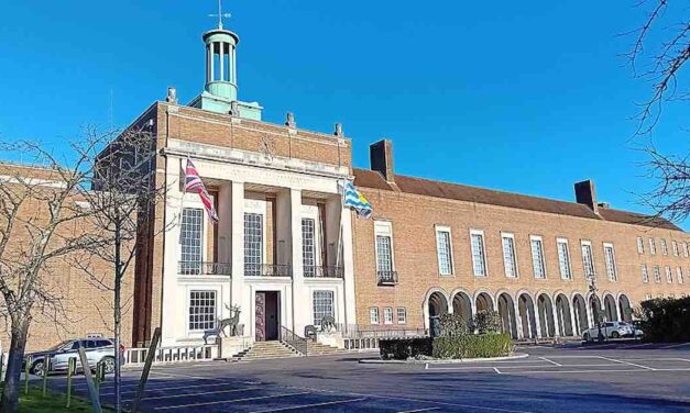 Council widens scope for Herts County Hall sale