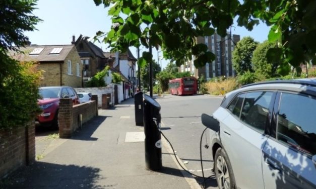 Hillingdon joins forces with other boroughs to install EV charging points