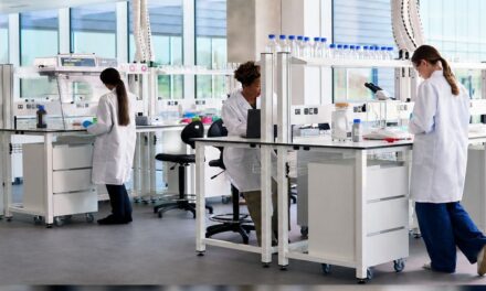 Launch of fitted labs and 100-seat Auditorium at Oxford North