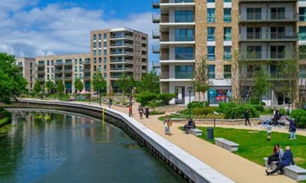 Berkeley and SNG welcome the Deputy Mayor to Grand Union