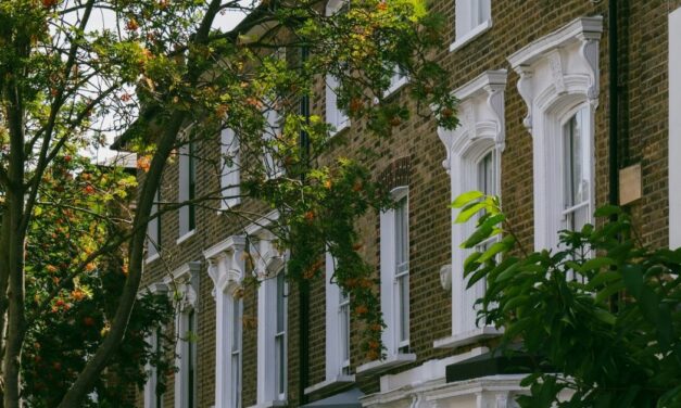 Luxury London Apartment sales drop but Kensington and Chelsea attractive