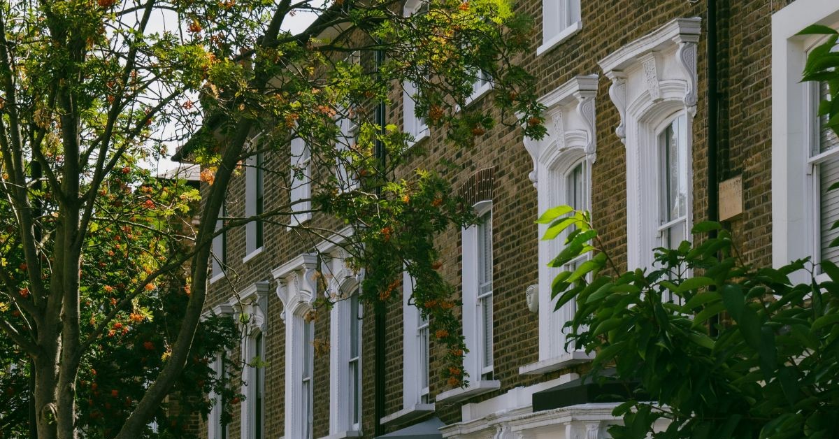 Luxury London Apartment sales drop but Kensington and Chelsea attractive
