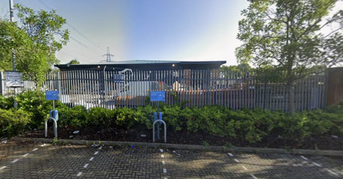Connected Kerb and EZ-Charge to provide over 1,500 chargers in Oxfordshire