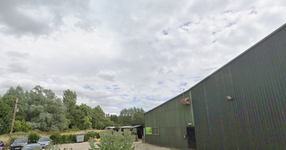 Laverham Falconry move set for approval