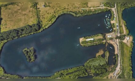 Caversham Lakes put on market by Carter Jonas