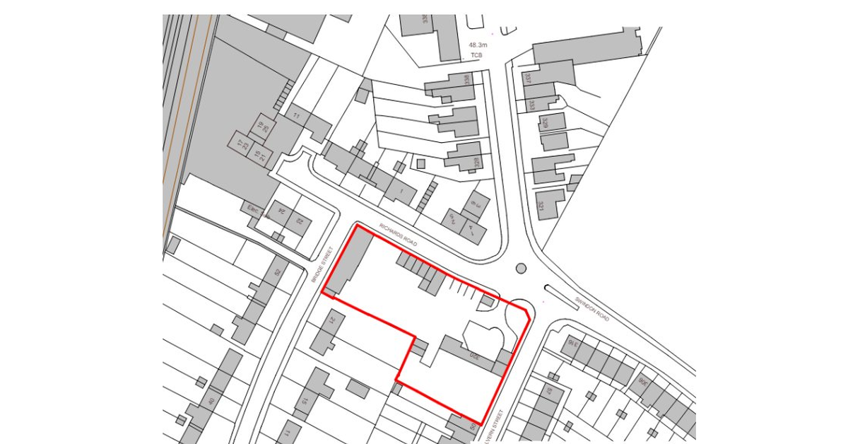 New site hoarding unveiled for 24-home Cheltenham scheme