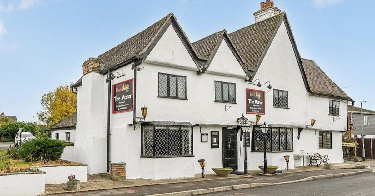 Ancient pub and hotel goes up for sale