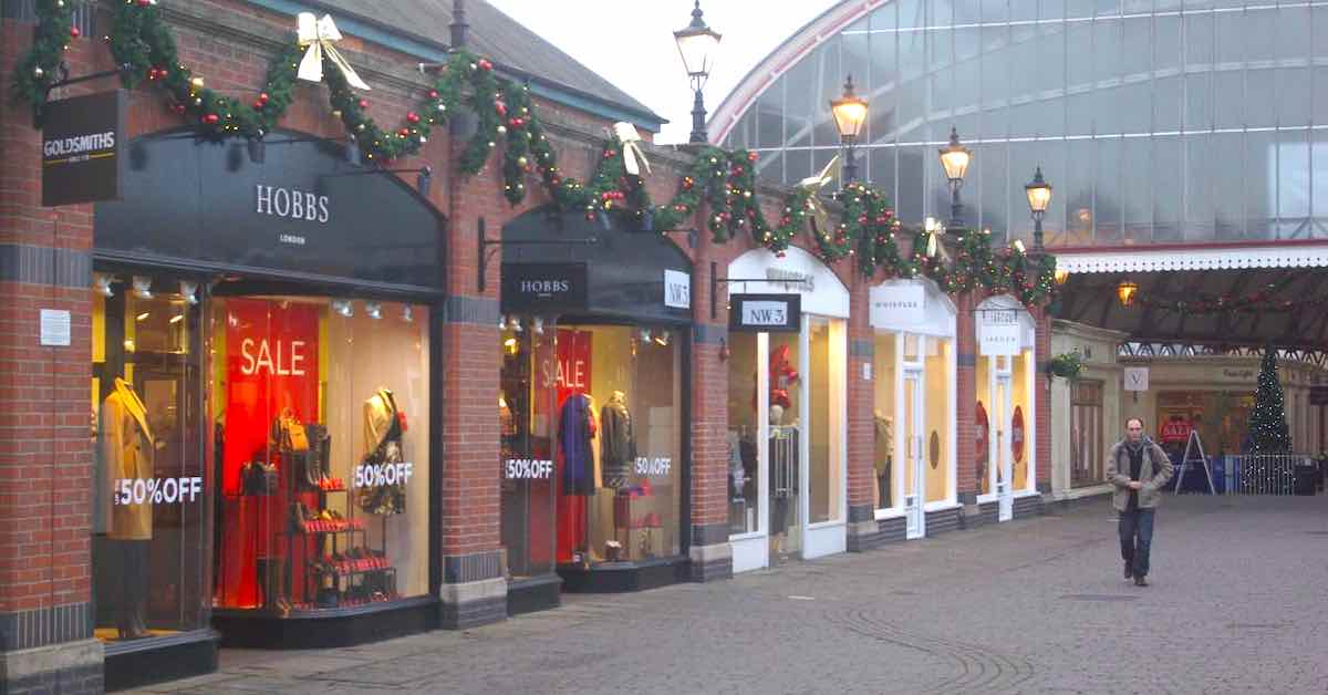 AEW acquires Windsor Royal Station shops