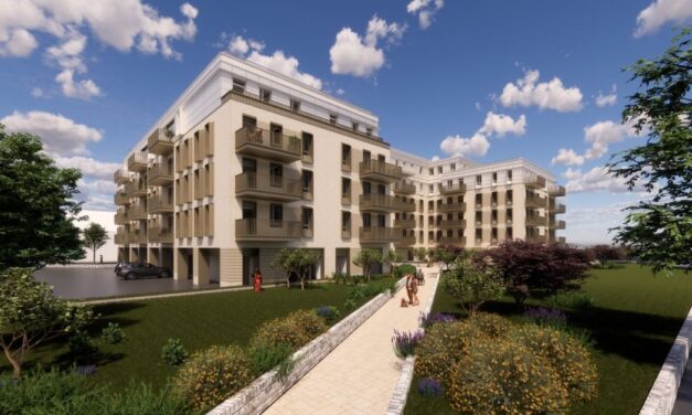 The Watermark Kew celebrates topping out